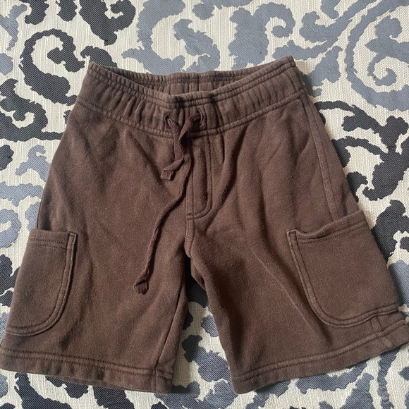 Boy’s Size 6, Gymboree Lot of 13 Items- 4 Shorts, 3 Pants, 6 Tops - Picture 13 of 15